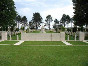 Ryes War Cemetery - indenfor